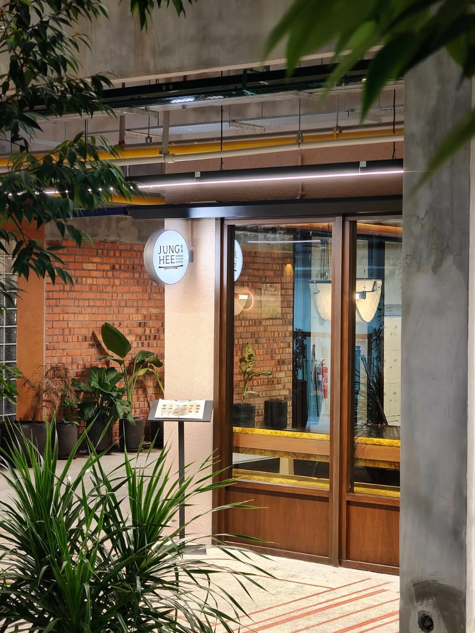 Junghee The Campus restaurant facade